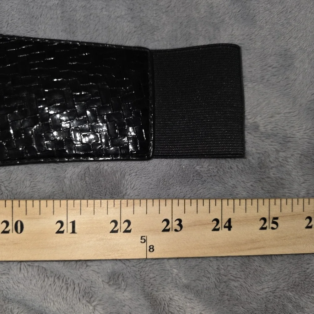 Womens‎ Black Faux Croc Leather Belt Size 26/28